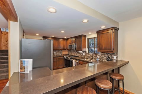 Additional counter seating