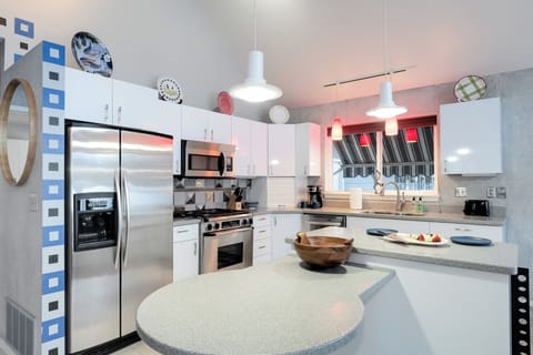 Updated kitchen | Main Level