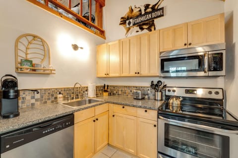 Fully Equipped Kitchen Space with Stainless Steel Appliances | Main Level
