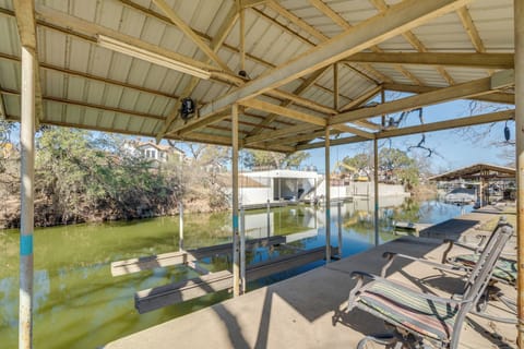 Private Boat Dock & Slip | Lake LBJ Access via Pecan Creek