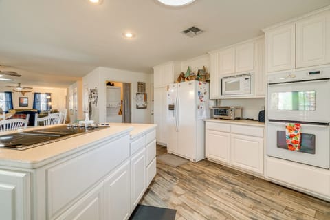 Kitchen | Cooking Basics | Drip Coffee Maker | Keurig | Upper Floor