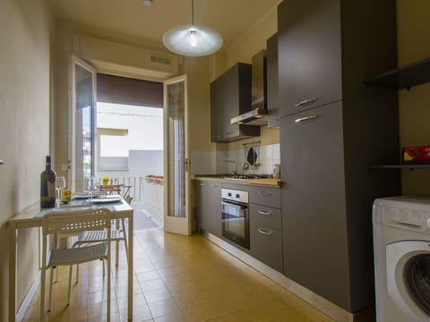 Outdoor Furniture, Garden, Outdoor Table, Chair, Shade, Landscaping, Backyard, Yard, Eco Hotel, Kitchen & Dining Room Table