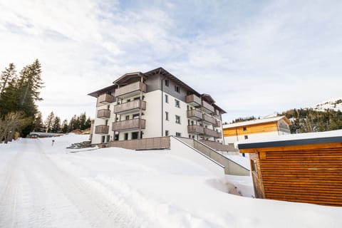 Holiday Home Exterior [winter]