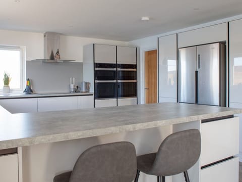 Outdoor Furniture, Garden, Outdoor Table, Chair, Shade, Landscaping, Backyard, Yard, Eco Hotel, Kitchen & Dining Room Table