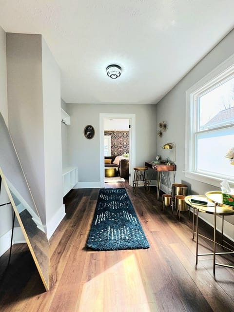 Workspace area with hardwood flooring