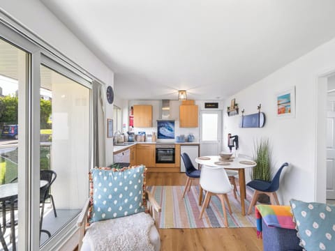 Open plan living space | Liwus, Newquay