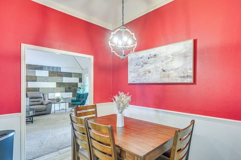 Dining Area | Main Level