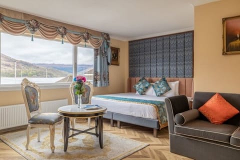 Double bed and room amenities