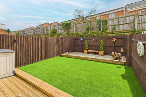 Clearwell Gardens, Cheltenham - Host & Stay