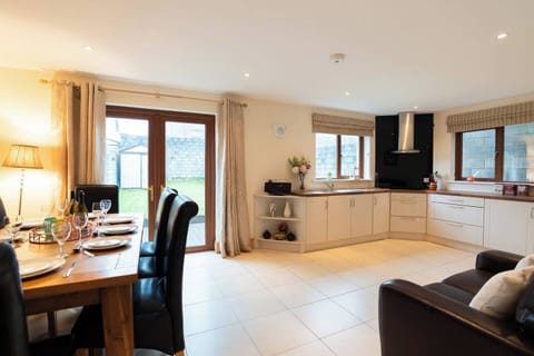 c82177dc-a88c-4fef-8820-5283d1adc155