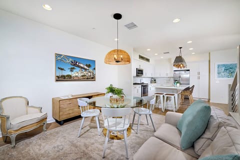 Dining Capacity of 12 Seats (Add'l Chairs in Storage)