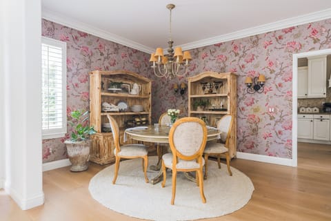 Your new favorite place to unwind and connect.

