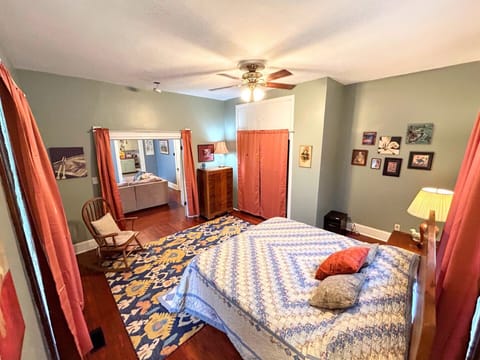 Bedroom #1, King Bed