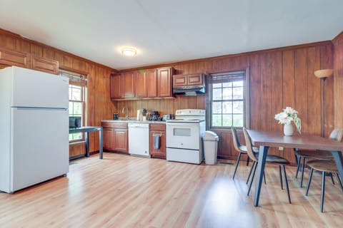 Kitchen | Dishwasher | Drip Coffee Maker | Toaster