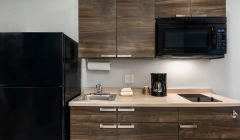 Kitchen. Exact unit will be assigned upon arrival. Views, colors, and decor may vary.