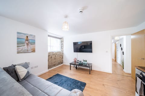 Living Room / Lounge