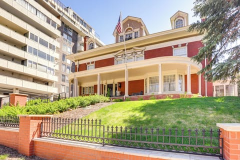 Denver Vacation Rental | 5BR | 4BA | Steps Required | 3,800 Sq Ft