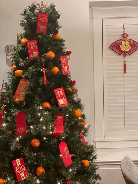 Extra service for holiday decration