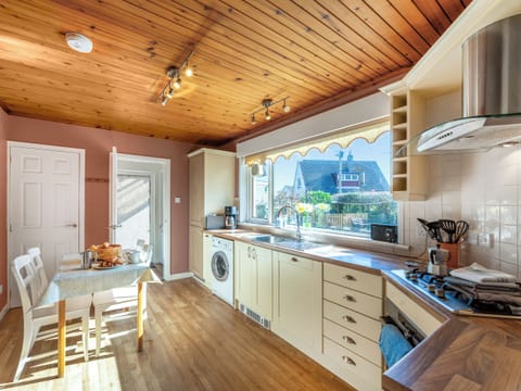 Kitchen/diner | Applepips, Stirling