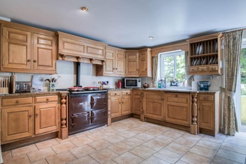 Bullcroft - 6 Bedroom House - Oxwich (7186)