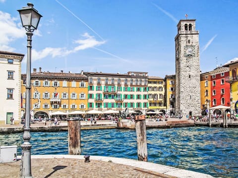 Blue, Water, City, Channel, Tourist Attraction, Mixed-Use, Boat, Metropolis, Tower, Watercraft