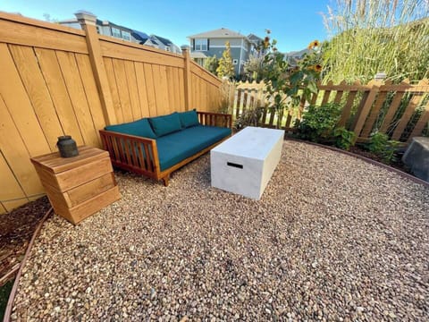 Relax here with fire and wine