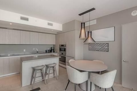 912c8f81 ea17 4de6 82a6 a20fd480ee9d