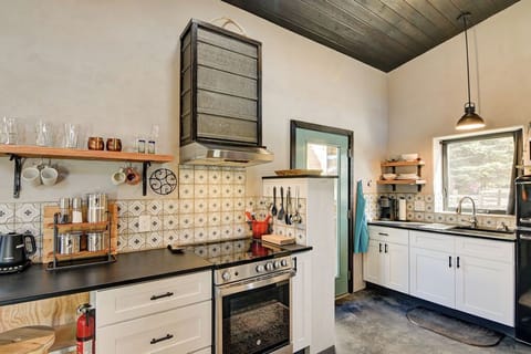 Fully stocked kitchen