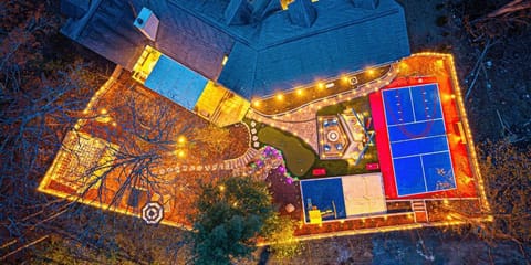 Welcome to AVL Grand Getaway!!