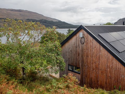 Highland, Cottage, Roof, Rural Area, Mountain Range, Fell, Shed, Garden Buildings, Farmhouse