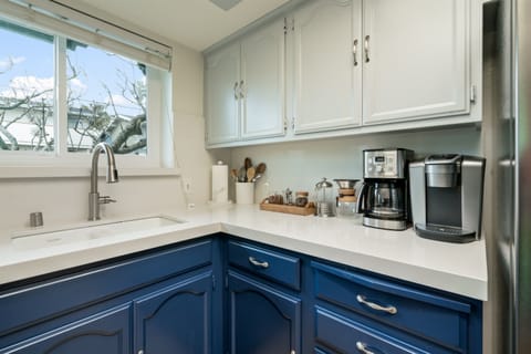 Coffee Station - Pour Over, French Press, Drip or Keurig