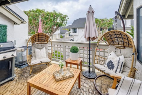 Solana Beach Vacation Rental | 2BR | 2BA | Steps to Enter | 1,208 Sq Ft