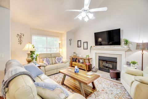 Pooler Vacation Rental | 3BR | 2BA | 1,400 Sq Ft | 3 Steps Required