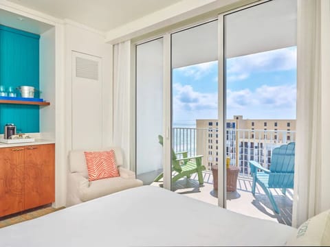 Unit with 1 King bed. Exact unit will be assigned upon arrival. Views, colors, and decor may vary.