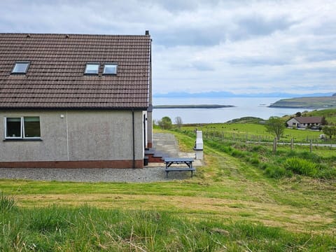 Wall, Facade, Home, Door, Cottage, Estate, Stone Wall, Sash Window, Villa, Farmhouse