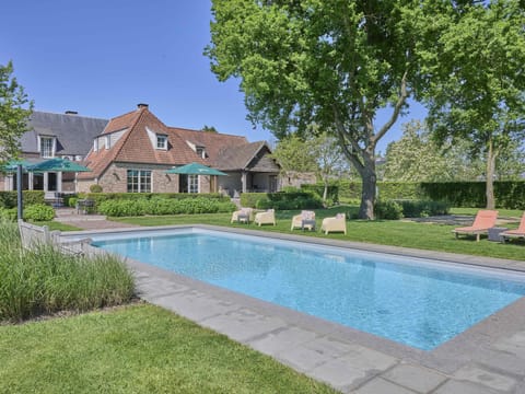 Holiday Home Facilities and Services