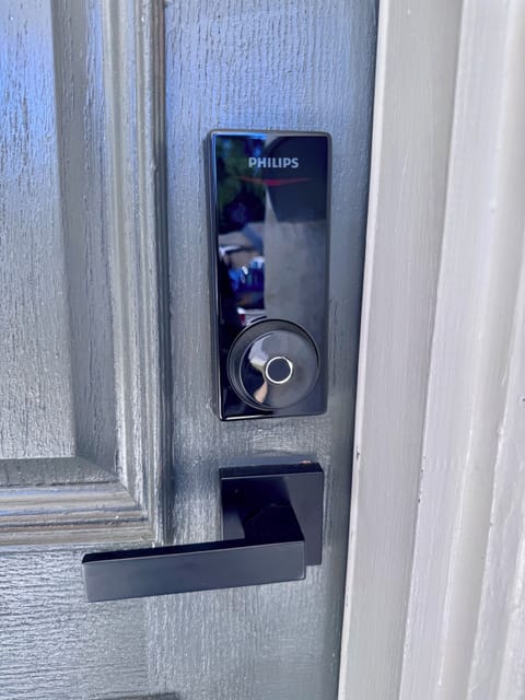 Keypad Self Check In and Private Entrance