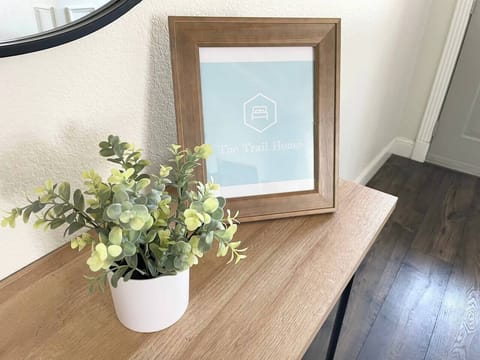 90118e16-5f72-4579-b37c-3194996ff45b