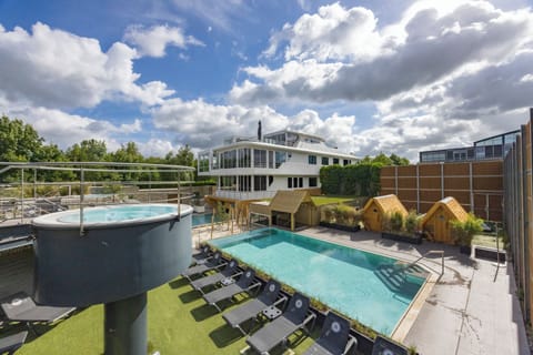 Swimming pool - Located in Wellnessboot