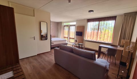 Unit with one Double bed or Twin beds