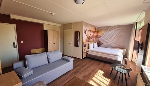 Unit with one Double bed or Twin beds