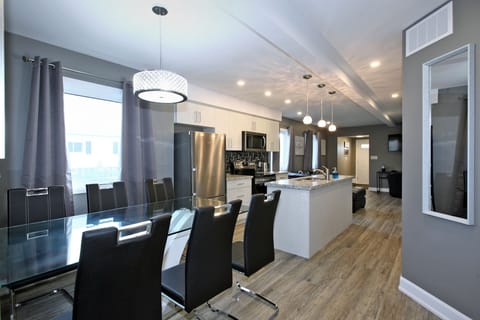 Enjoy the convenience of making your own meals & sharing your creations!