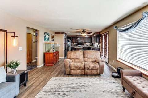 Living Room | 1st Floor | Central Heating