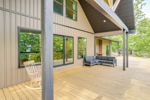 Spacious Deck | Lake Views