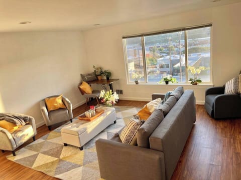 Large living space with a lot of seating space