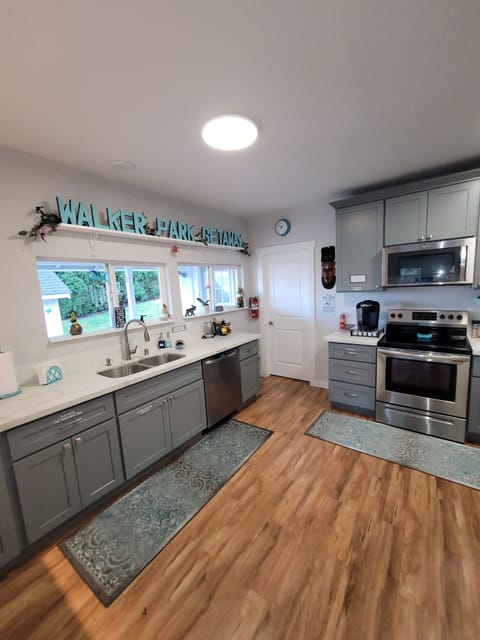 Fully Stocked Kitchen