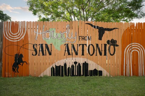 Your San Antonio escape starts now—fun, comfort, and unforgettable memories await!