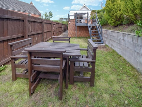 Sitting-out-area | Station House, St Bees