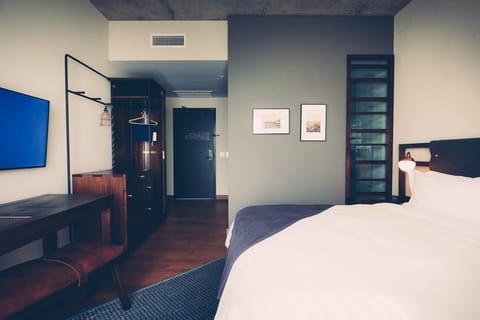 Unit with King size bed