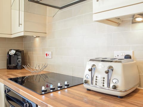 Kitchen | Doorstones Cottage, Shaw, near Saddleworth